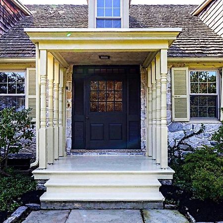Downingtown Manor - 1900S Farmhouse With Creek Views Exterior photo