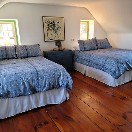 Downingtown Manor - 1900S Farmhouse With Creek Views Exterior photo