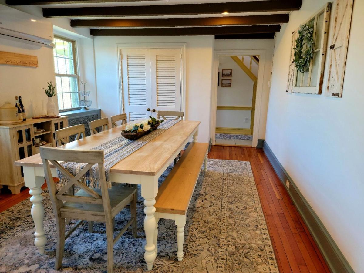 Downingtown Manor - 1900S Farmhouse With Creek Views Exterior photo